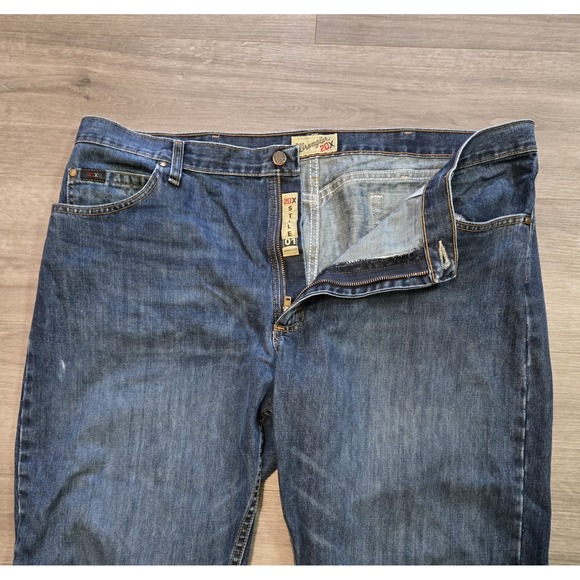 Wrangler Other - Wrangler 20X Style 01 Competition Mens 40x32 (42x32) Relaxed Fit Bootcut Jeans